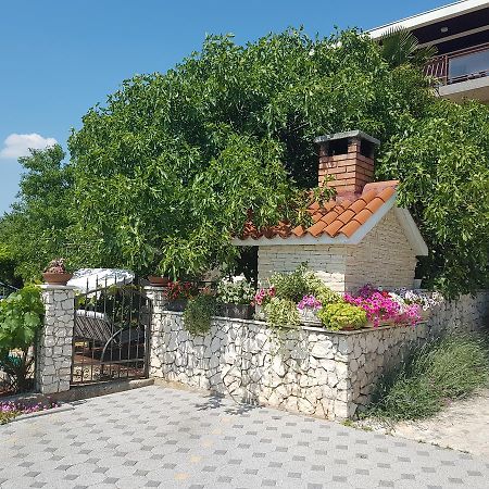 Apartment Adis Šibenik Exterior foto